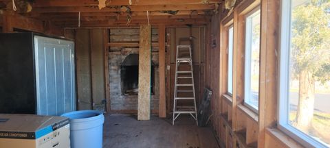 Tiny photo for 985 NE Crest Drive, Prineville, OR 97754 (MLS # 220217734)