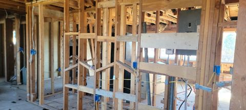 Tiny photo for 985 NE Crest Drive, Prineville, OR 97754 (MLS # 220217734)