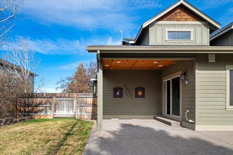 Tiny photo for 4122 SW Salmon Place, Redmond, OR 97756 (MLS # 220217364)