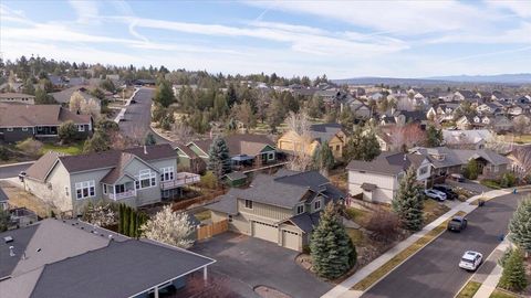 Tiny photo for 4122 SW Salmon Place, Redmond, OR 97756 (MLS # 220217364)