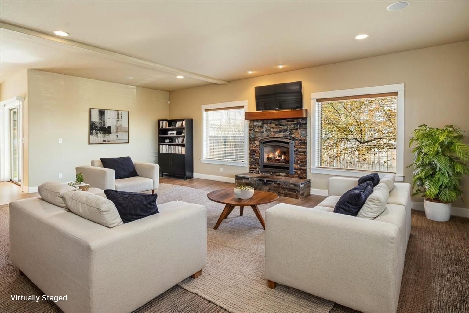 4122 SW Salmon Place