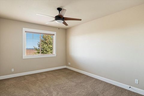 Tiny photo for 4122 SW Salmon Place, Redmond, OR 97756 (MLS # 220217364)