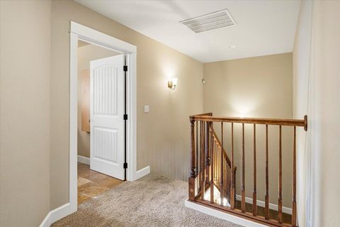 Tiny photo for 4122 SW Salmon Place, Redmond, OR 97756 (MLS # 220217364)