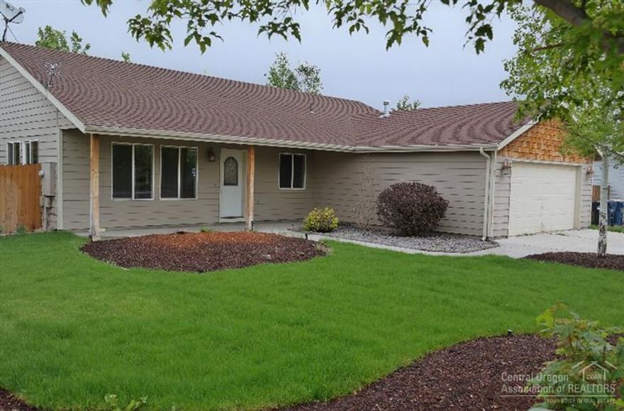 Immaculate home in desirable Northwest neighborhood. Upgraded wooden blinds in the living room, spacious kitchen/dining room for family gatherings. Completely re-landscaped front and back yard! Fresh coat of paint throughout interior, carpets stretched and shampooed, furnace and water heater have just been serviced, you won't find a more move-in ready house than this!