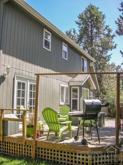 Deer Pointe Village - Residential