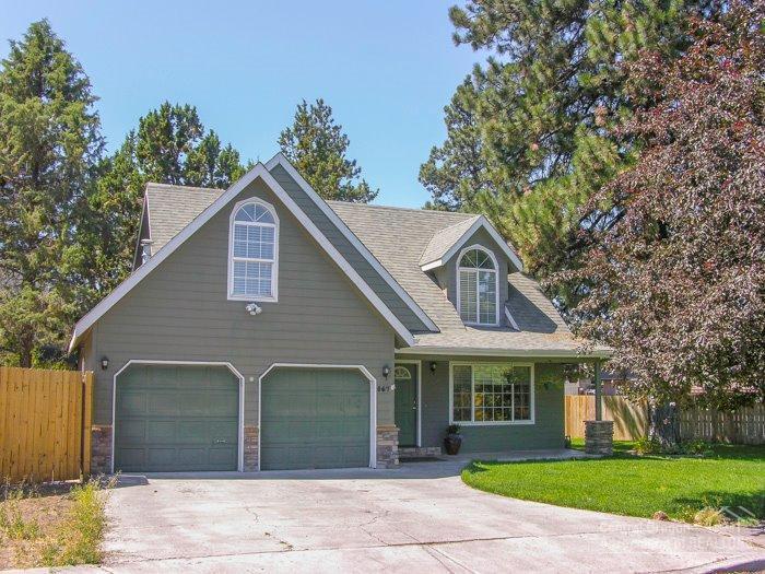 Deer Pointe Village - Residential