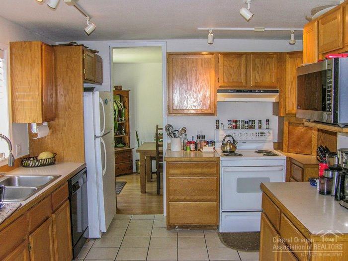 Deer Pointe Village - Residential