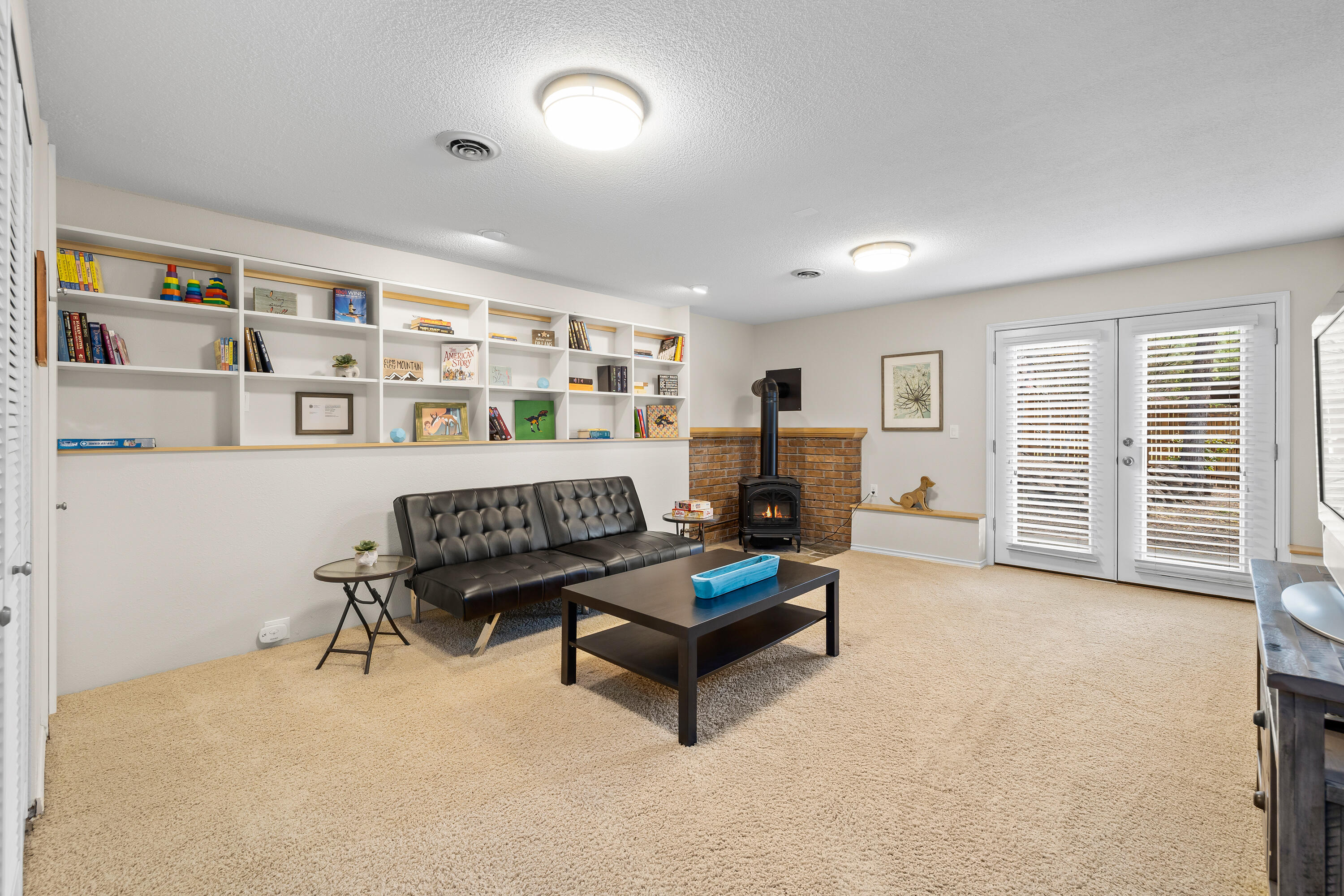 Pine West - Residential