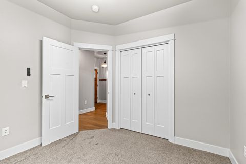 Tiny photo for 3937 Wyoming Lane, Medford, OR 97504 (MLS # 220211871)