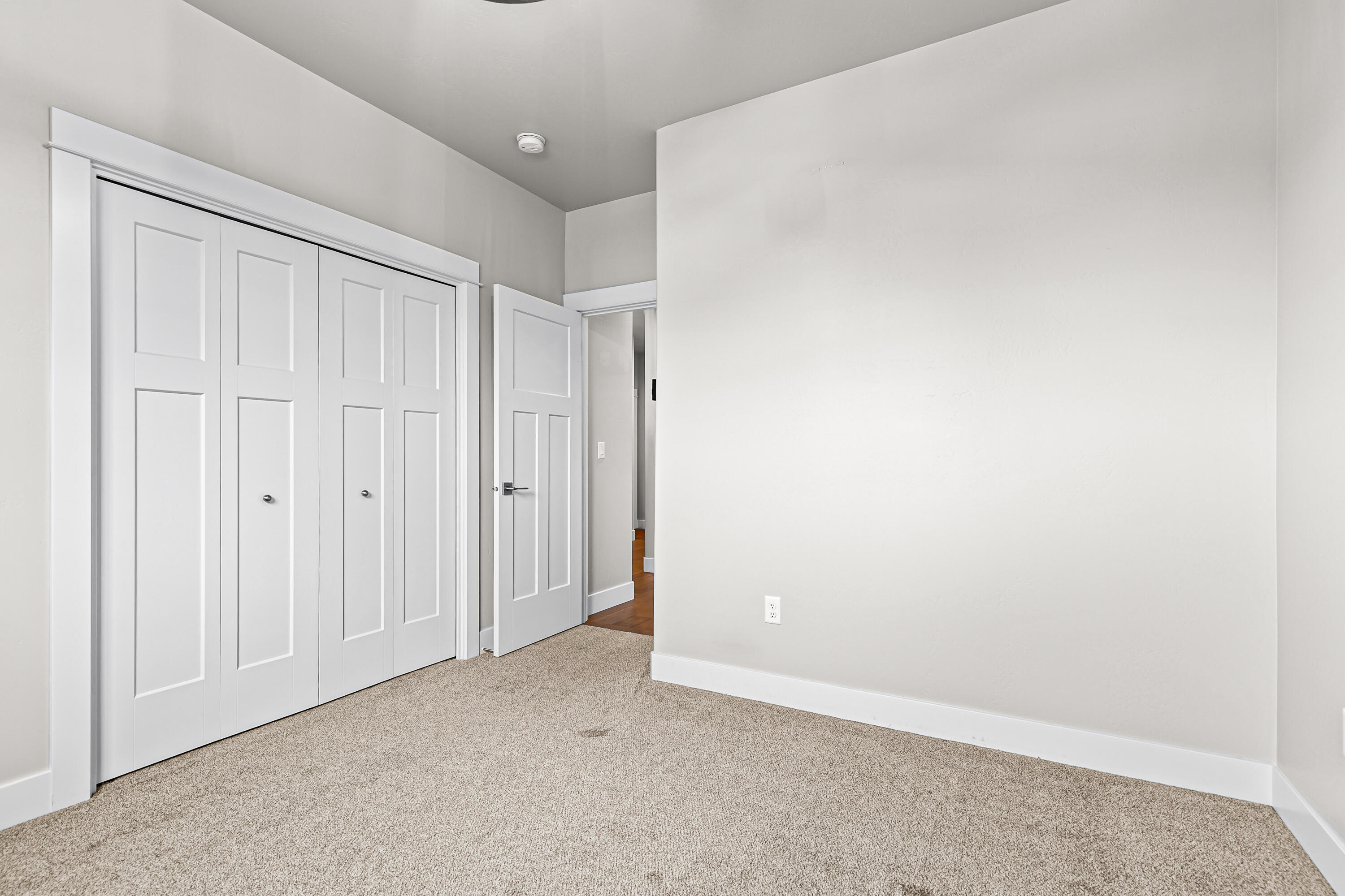 Middlefork Creek - Residential