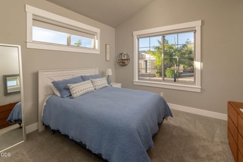 Tiny photo for 3087 NW Hidden Ridge Drive, Bend, OR 97703 (MLS # 220223107)