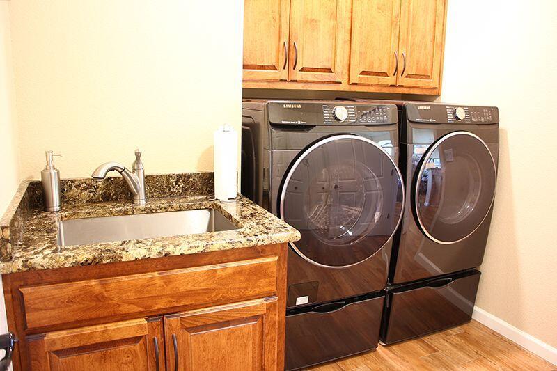 Harbor Isles - Residential