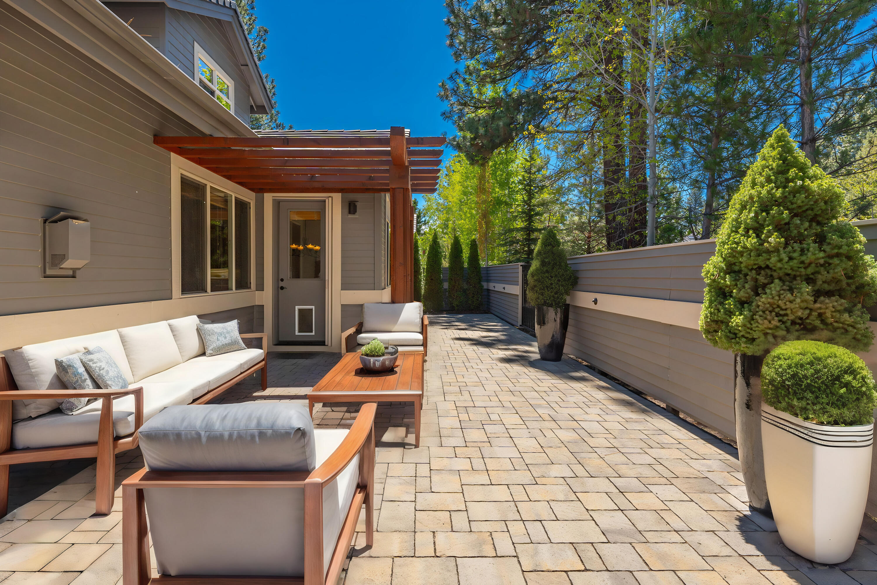 Broken Top - Residential