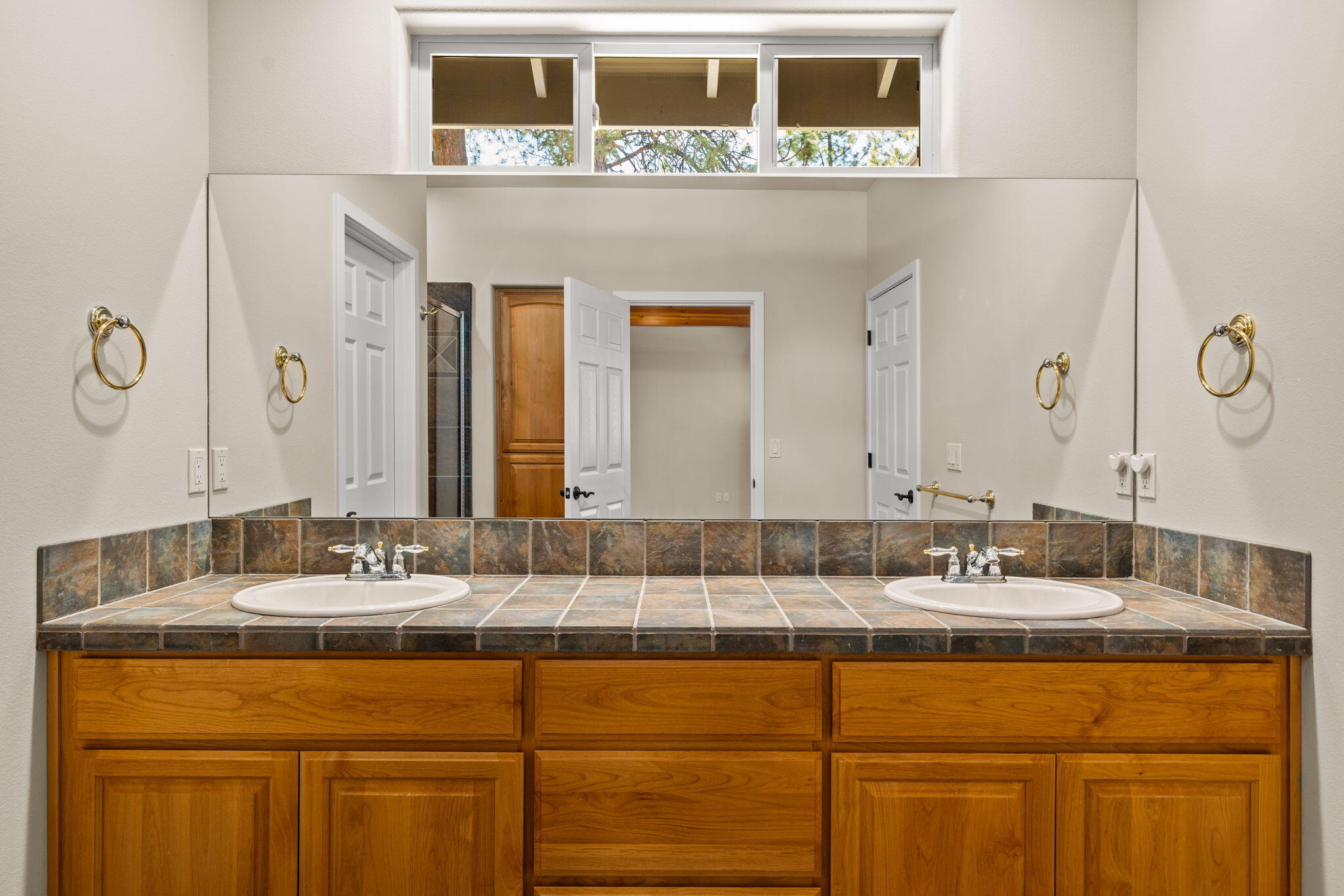 Broken Top - Residential