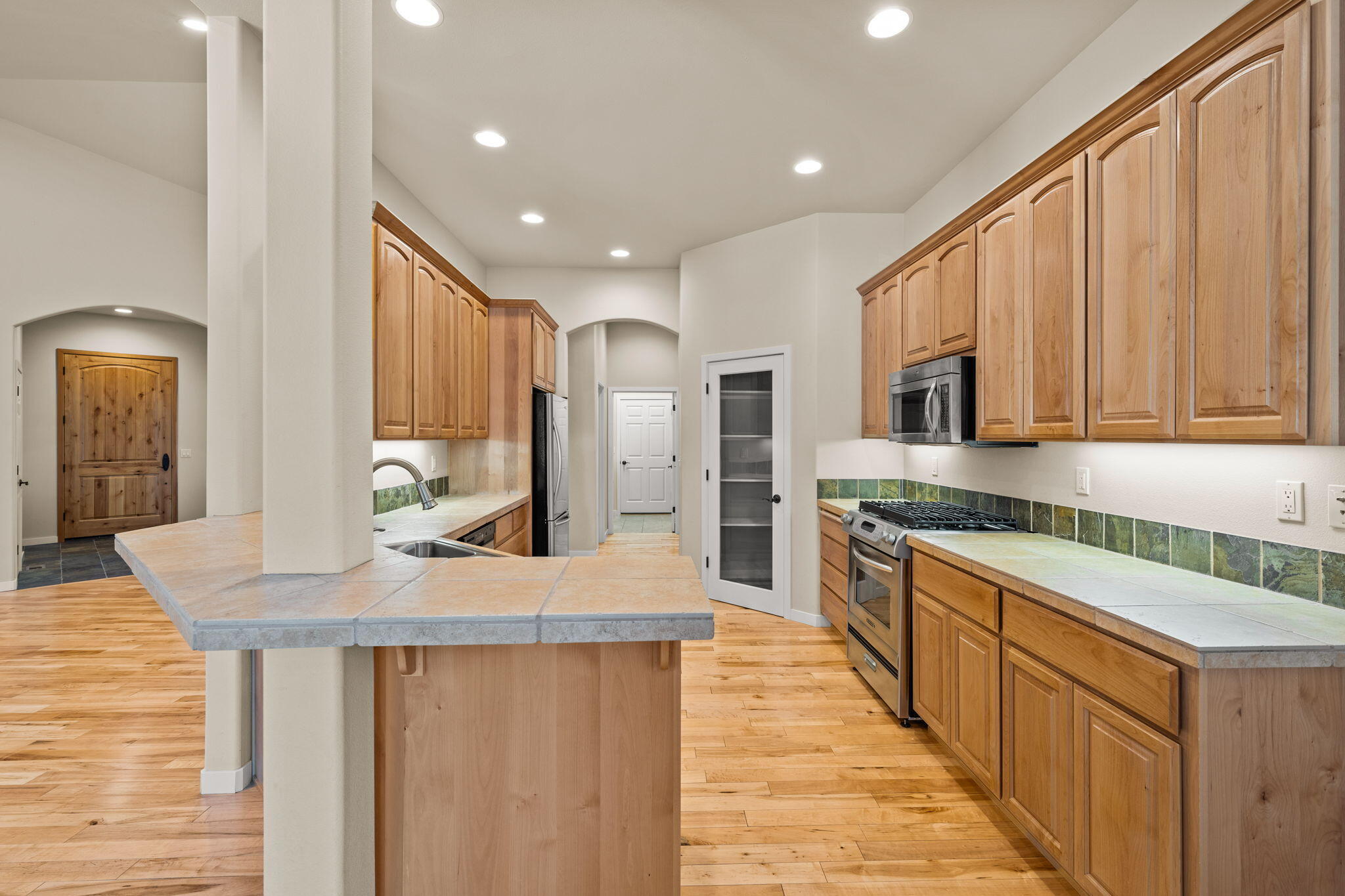 Broken Top - Residential