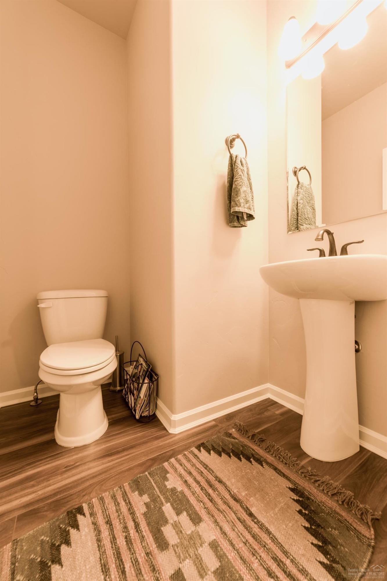 Lava Ridges - Residential