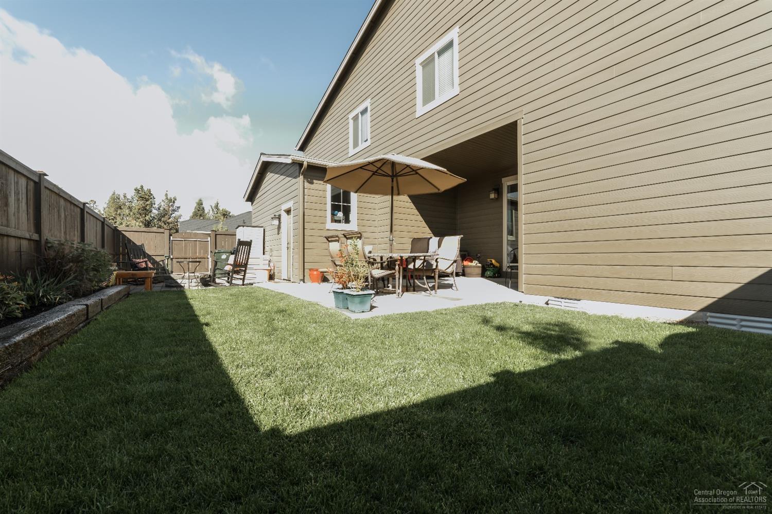 Lava Ridges - Residential