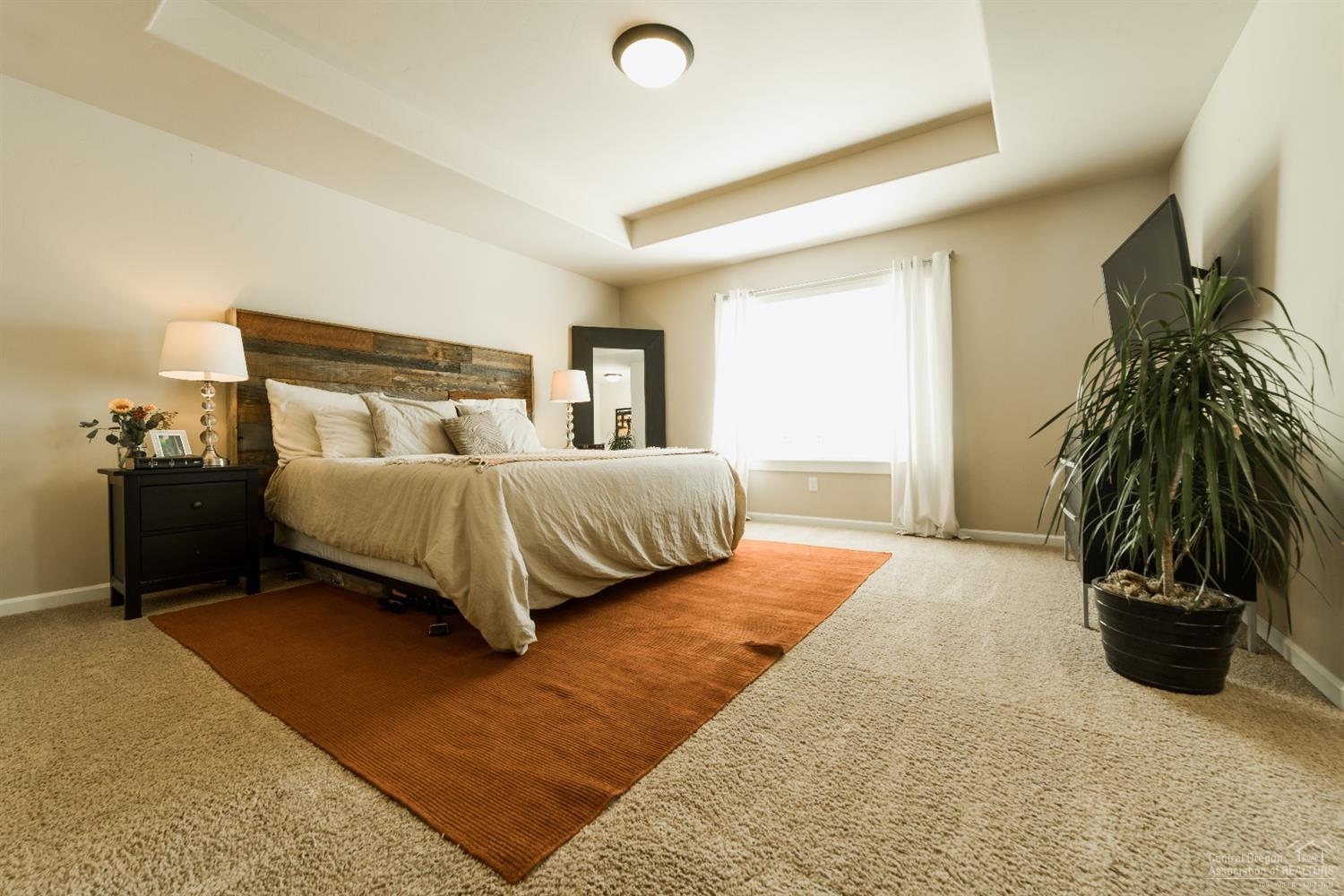 Lava Ridges - Residential