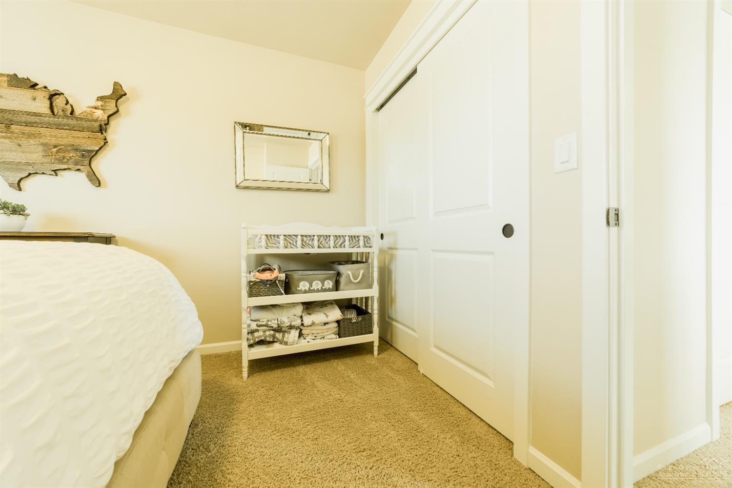 Lava Ridges - Residential