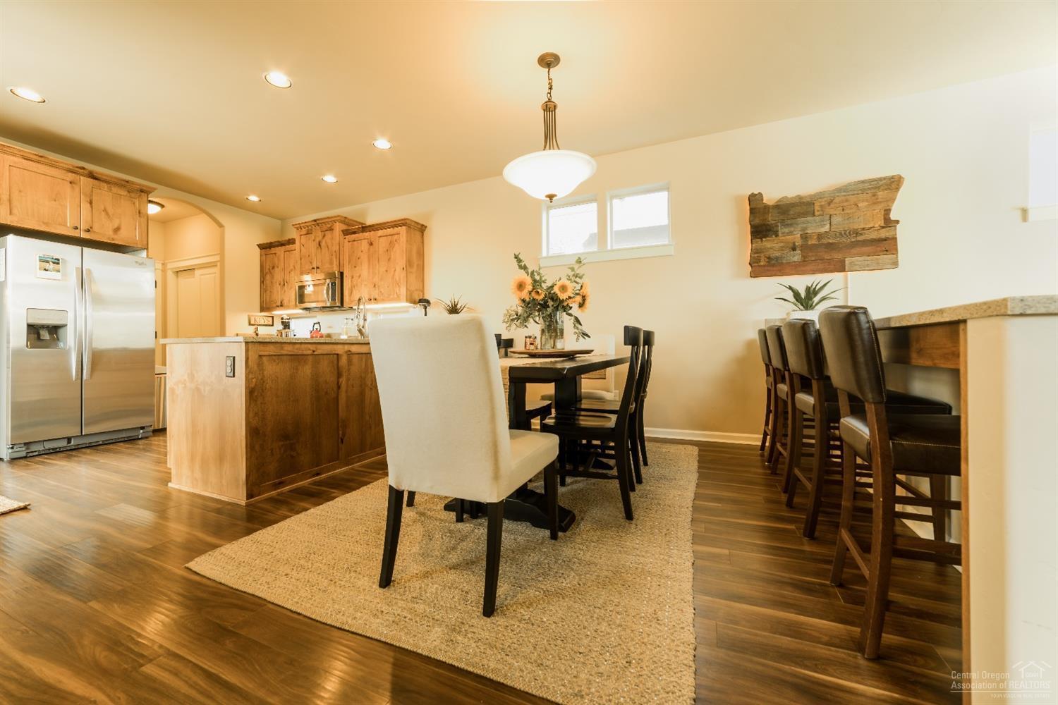 Lava Ridges - Residential