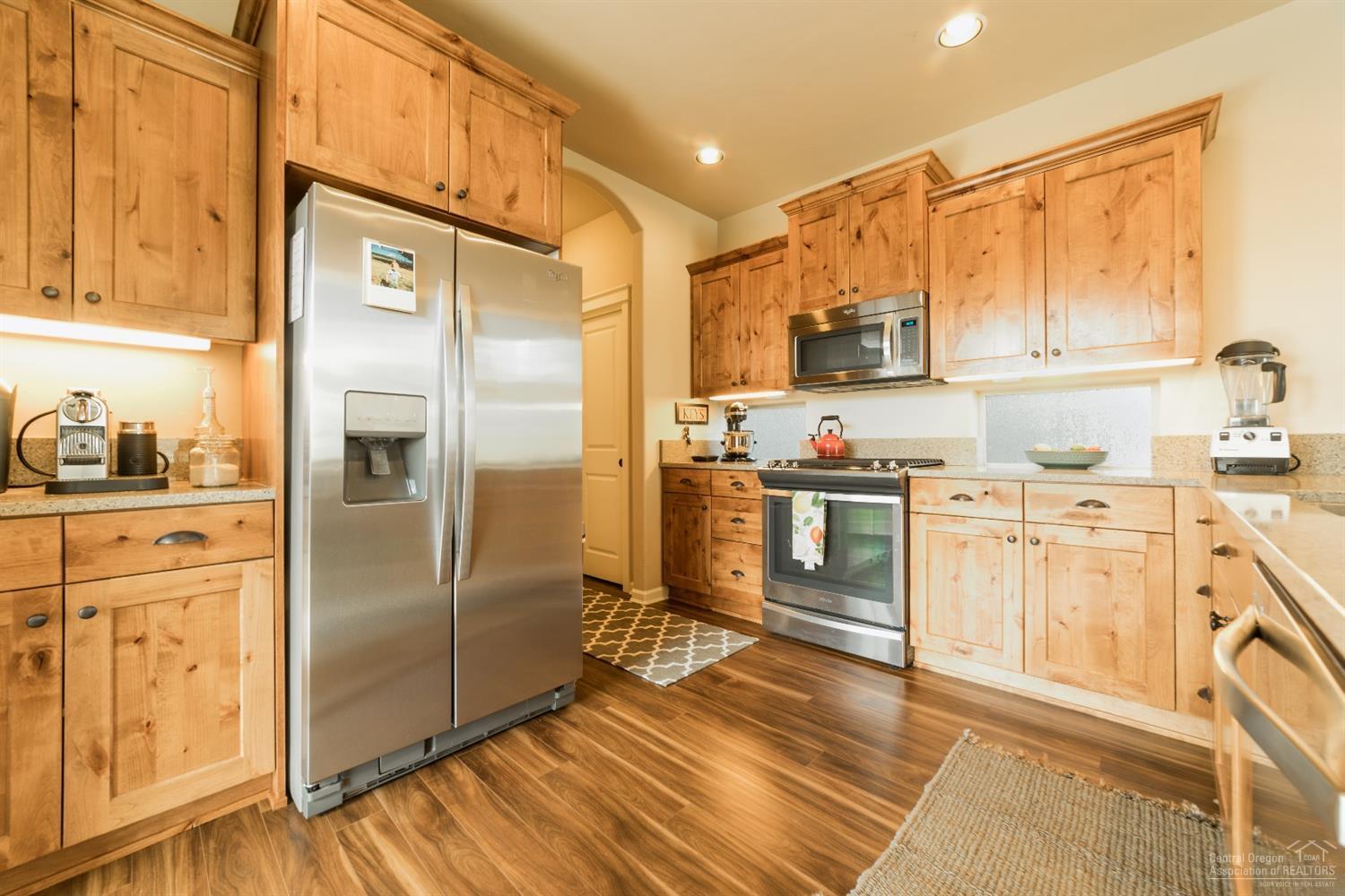 Lava Ridges - Residential