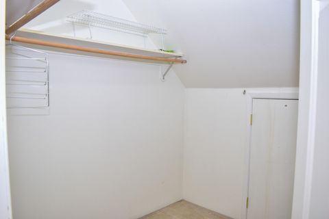 Tiny photo for 1114 -1116 Reddy Avenue, Medford, OR 97504 (MLS # 220216904)