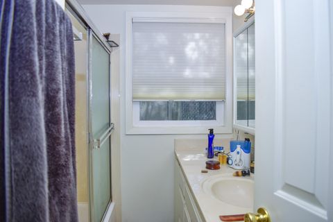 Tiny photo for 1114 -1116 Reddy Avenue, Medford, OR 97504 (MLS # 220216904)