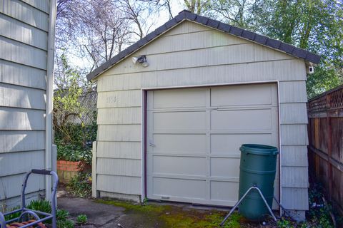 Tiny photo for 1114 -1116 Reddy Avenue, Medford, OR 97504 (MLS # 220216904)