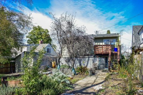 Tiny photo for 1114 -1116 Reddy Avenue, Medford, OR 97504 (MLS # 220216904)