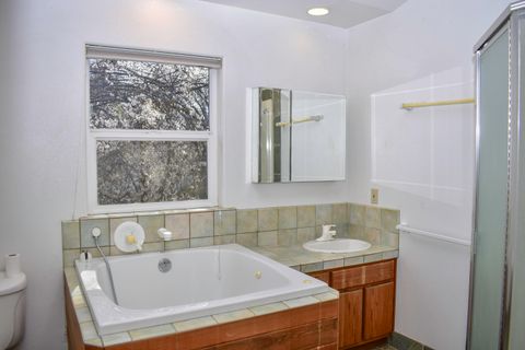 Tiny photo for 1114 -1116 Reddy Avenue, Medford, OR 97504 (MLS # 220216904)