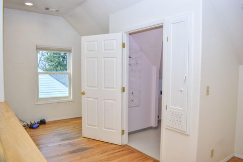 Tiny photo for 1114 -1116 Reddy Avenue, Medford, OR 97504 (MLS # 220216904)