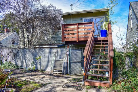 Tiny photo for 1114 -1116 Reddy Avenue, Medford, OR 97504 (MLS # 220216904)