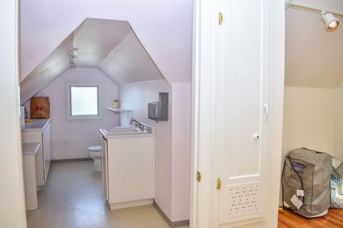 Tiny photo for 1114 -1116 Reddy Avenue, Medford, OR 97504 (MLS # 220216904)