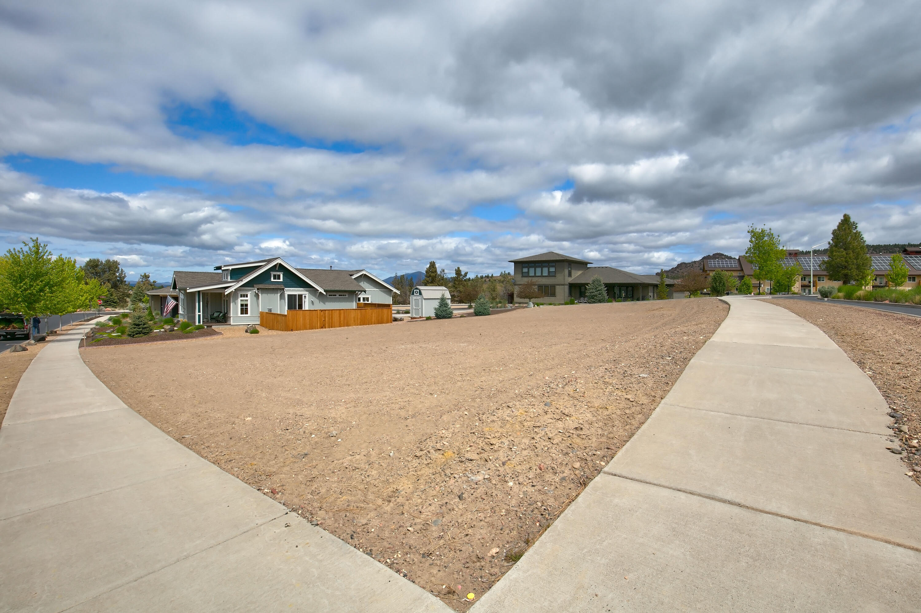 2177 NE Kokanee Way Lot 4