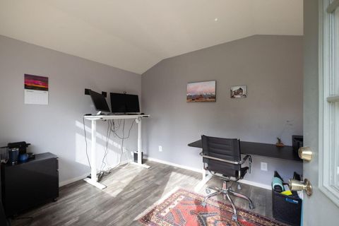 Tiny photo for 61159 Ladera Road, Bend, OR 97702 (MLS # 220211150)