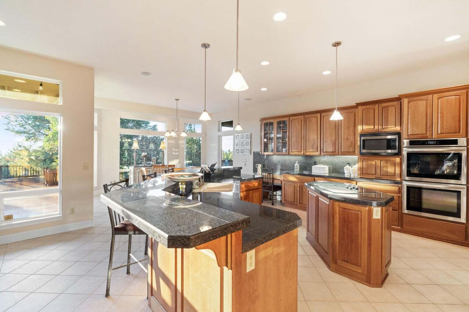 Mtn View Estate - Residential