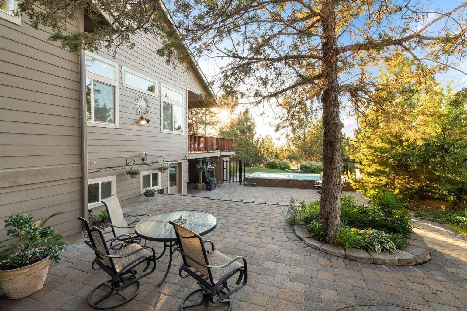 Mtn View Estate - Residential