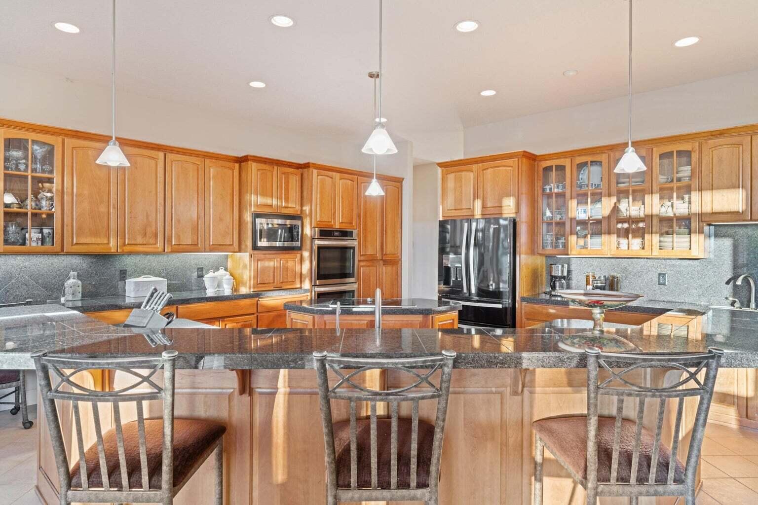 Mtn View Estate - Residential