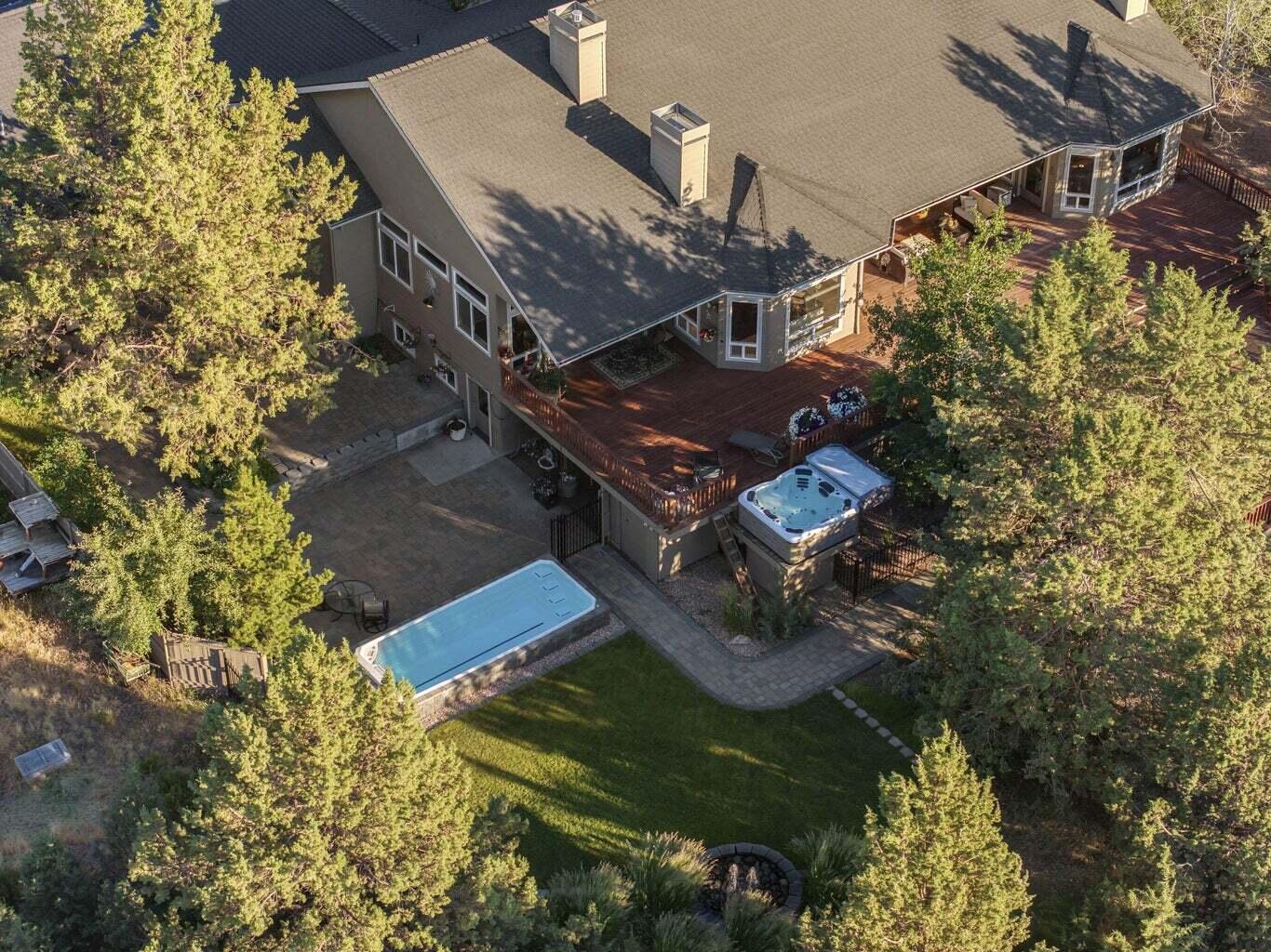 Mtn View Estate - Residential