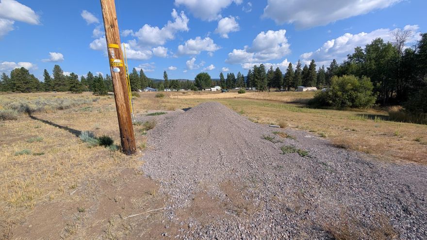 Wonderful lot ready to build on! Culvert and driveway are already cut it. Low annual HOA fees pay for your annual water usage and road maintenance as well as access to a private lakefront park. Located across the street from a community pond where you can watch the sunset. Prime location close to walking/birding/hiking trails, several boat ramps to lakes and rivers for world class fishing, a casino and highway access. Buyer to do own due diligence.