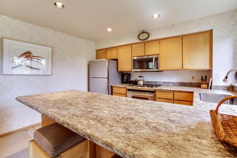 Tiny photo for 57321 Beaver Ridge Loop #1, Sunriver, OR 97707 (MLS # 220217504)