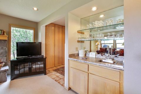 Tiny photo for 57321 Beaver Ridge Loop #1, Sunriver, OR 97707 (MLS # 220217504)