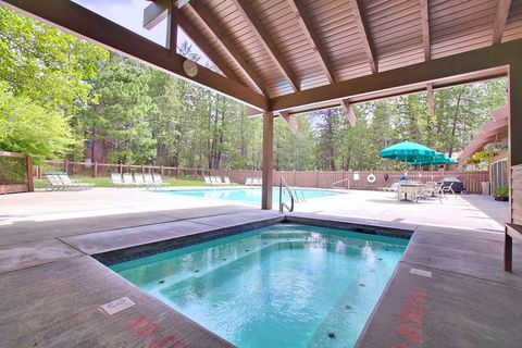 Tiny photo for 57321 Beaver Ridge Loop #1, Sunriver, OR 97707 (MLS # 220217504)