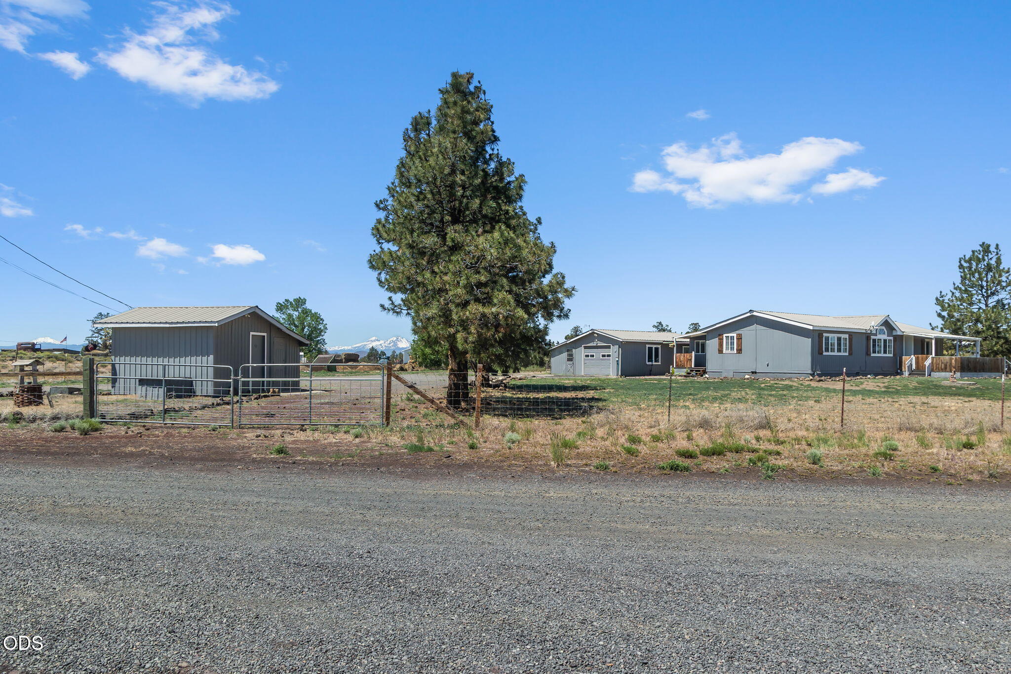 3381 NE 25th Street