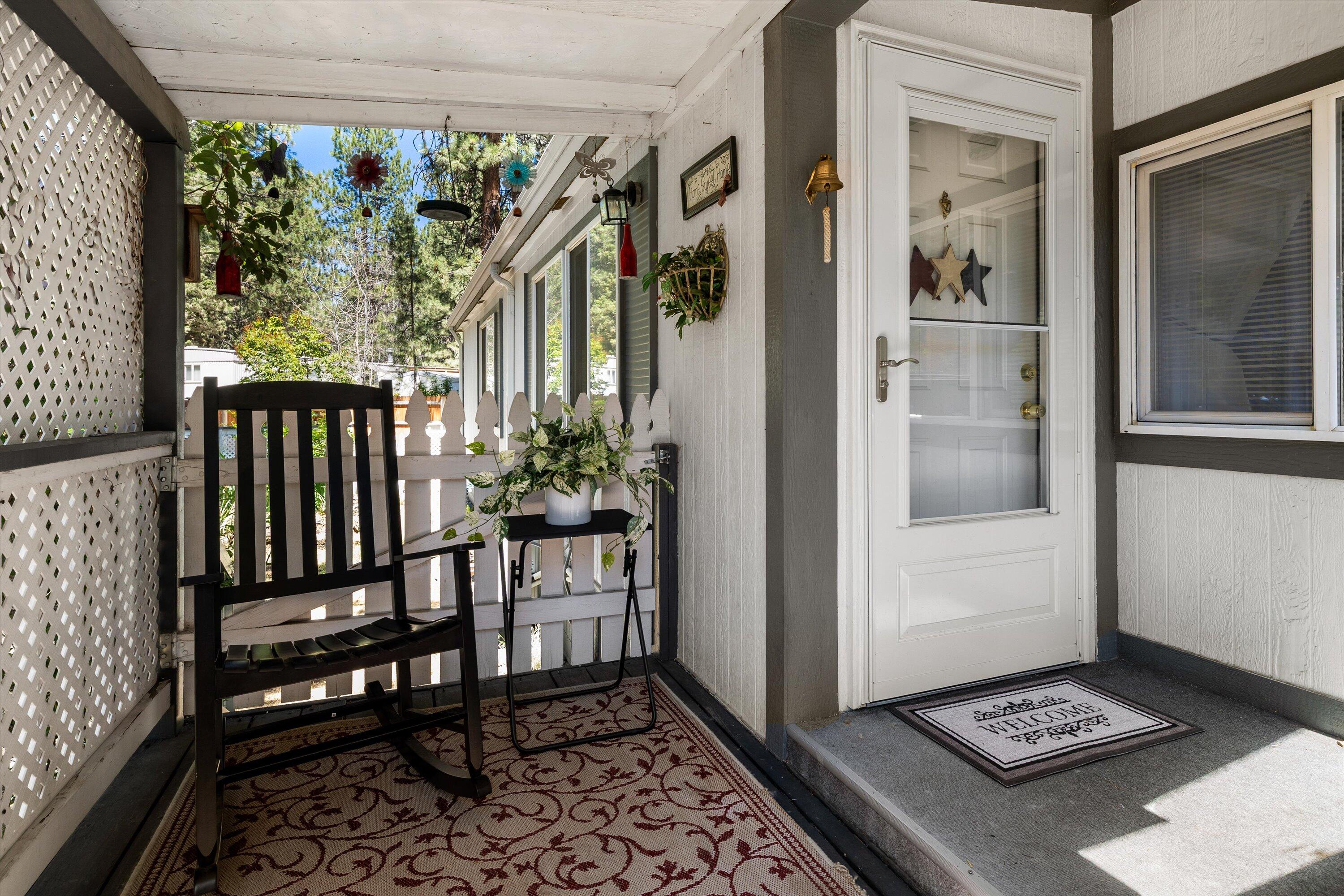 61060 Kings Lane 106