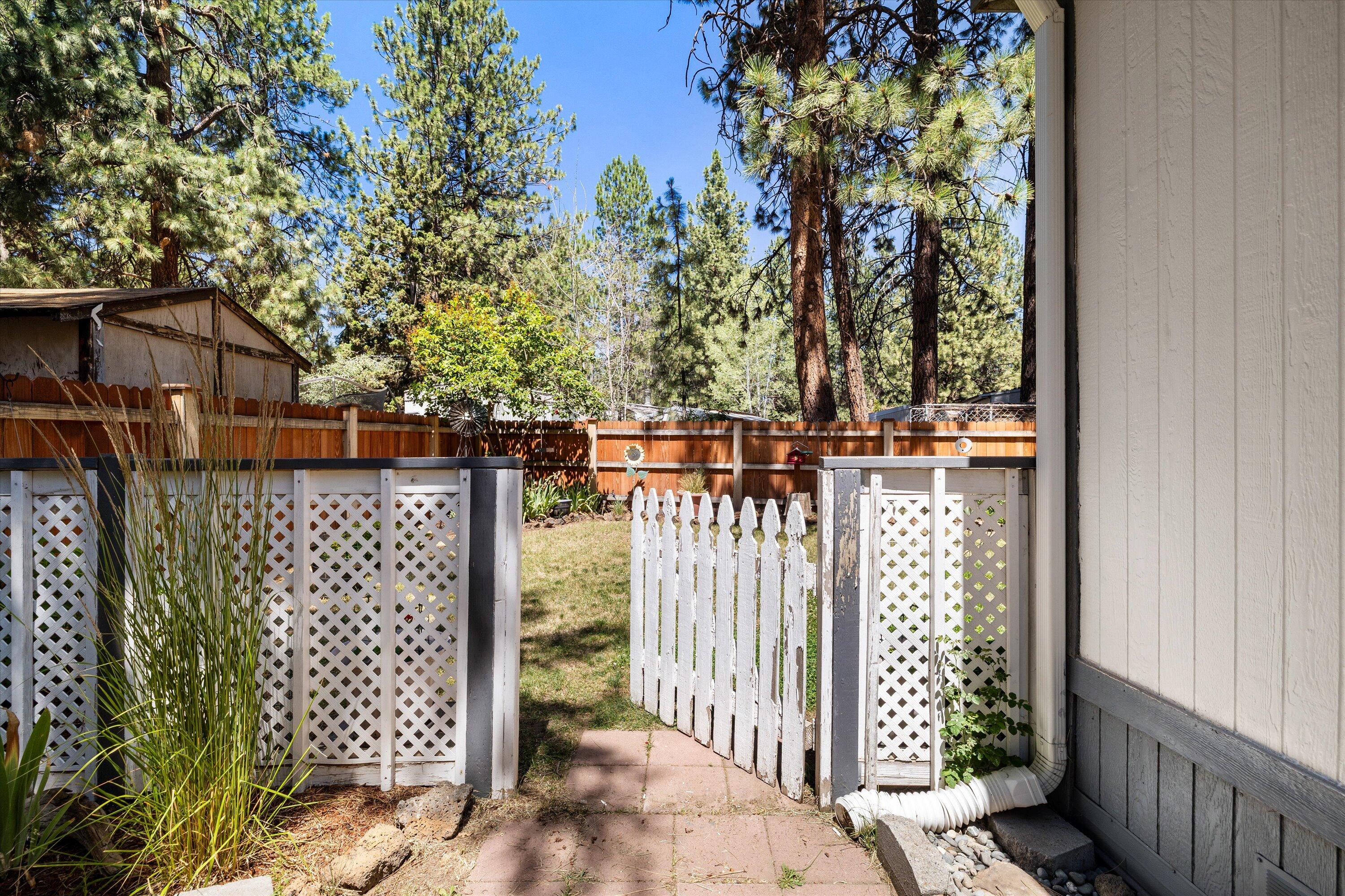 Romaine Village - Residential