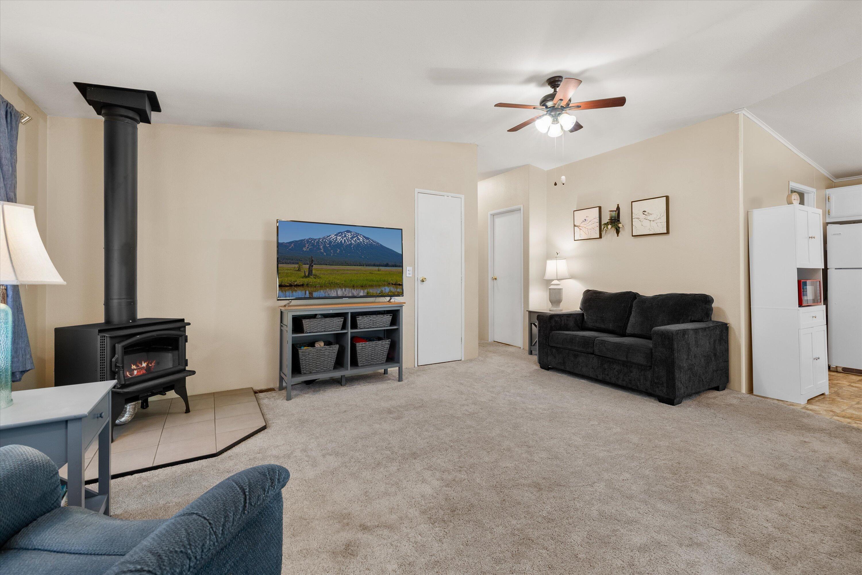 61060 Kings Lane 106