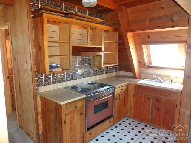 Pine Crest - Residential