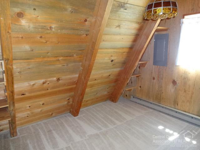 Pine Crest - Residential