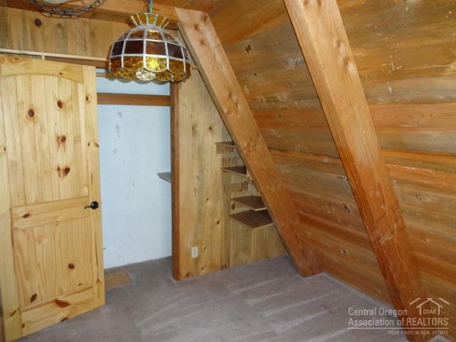 Pine Crest - Residential